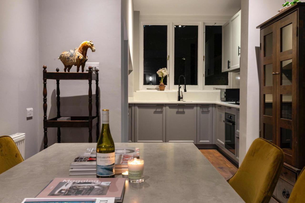 Shared Guest House 5 Mins Walk From Vauxhall And Nine Elms Station With Off-Site Parking Near Us Embassy London Exterior photo