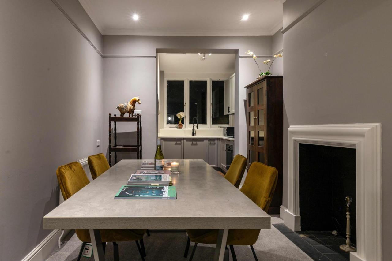 Shared Guest House 5 Mins Walk From Vauxhall And Nine Elms Station With Off-Site Parking Near Us Embassy London Exterior photo