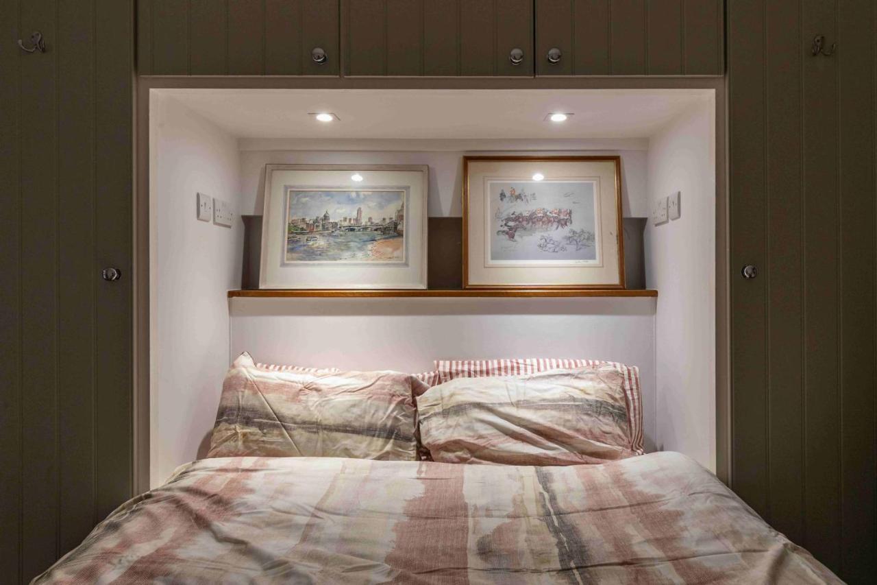 Shared Guest House 5 Mins Walk From Vauxhall And Nine Elms Station With Off-Site Parking Near Us Embassy London Exterior photo