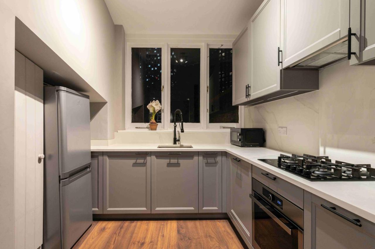 Shared Guest House 5 Mins Walk From Vauxhall And Nine Elms Station With Off-Site Parking Near Us Embassy London Exterior photo